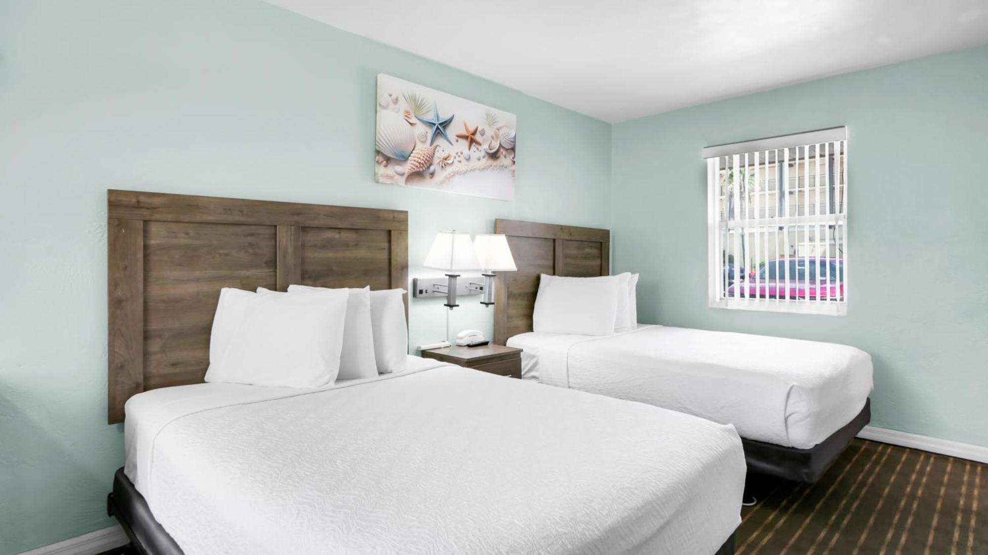 Ocean Court Beachfront Hotel Дейтона-Бич Экстерьер фото