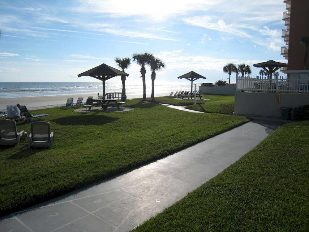 Ocean Court Beachfront Hotel Дейтона-Бич Экстерьер фото